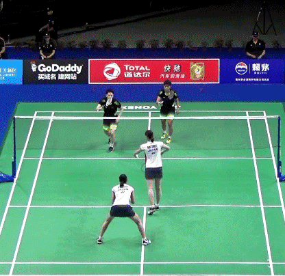 0905-羽毛球8.gif