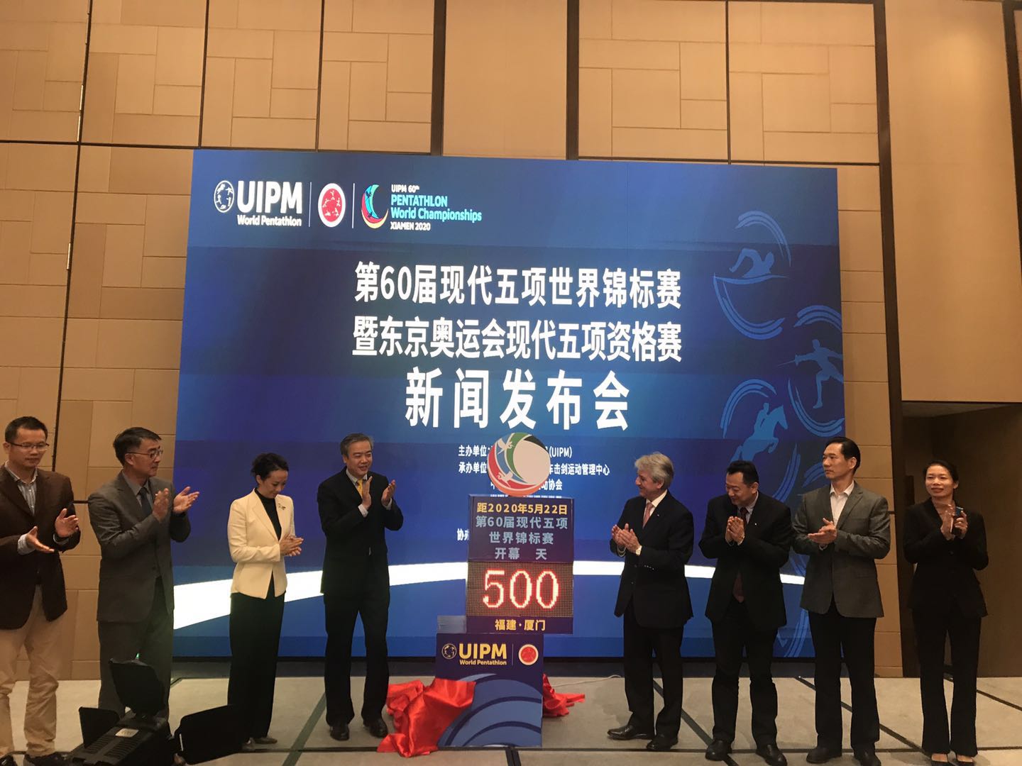 0109-现代1.jpg